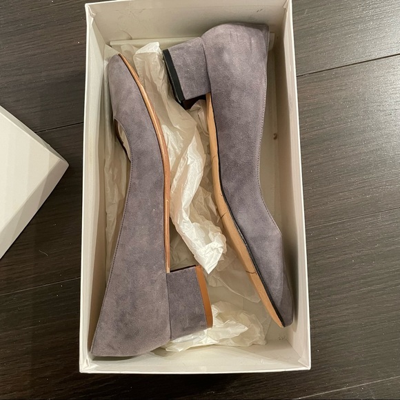 Manolo Blahnik Listony Block-Heel Suede Pumps - Picture 2 of 12